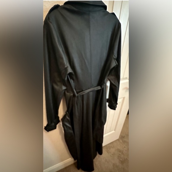 Black high low style- great condition - Picture 7 of 7